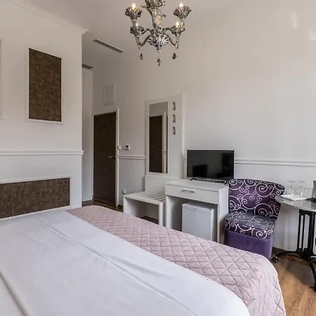 Отель Hotel Rose Сплит