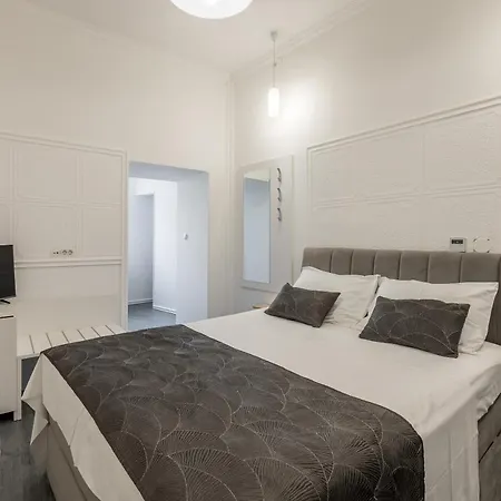 Hotel Rose Отель 4*